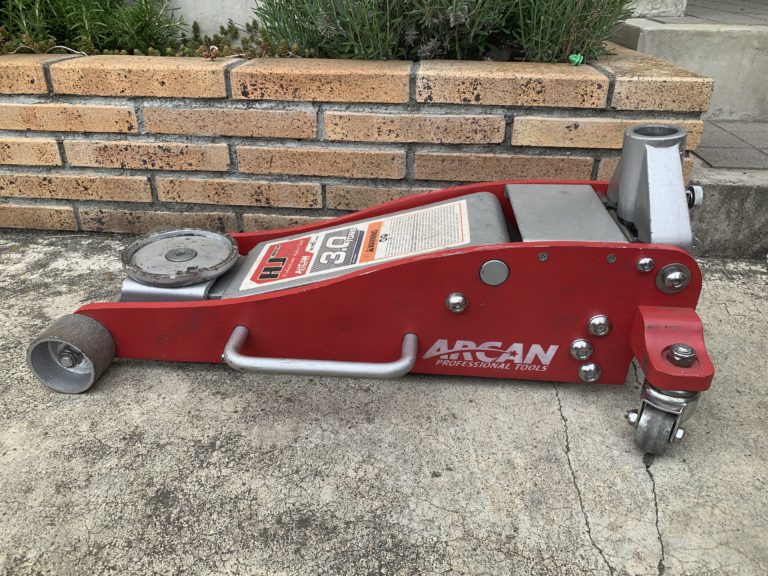 コストコジャッキのレビュー 3年使ってみて感じた良し悪し Freedom