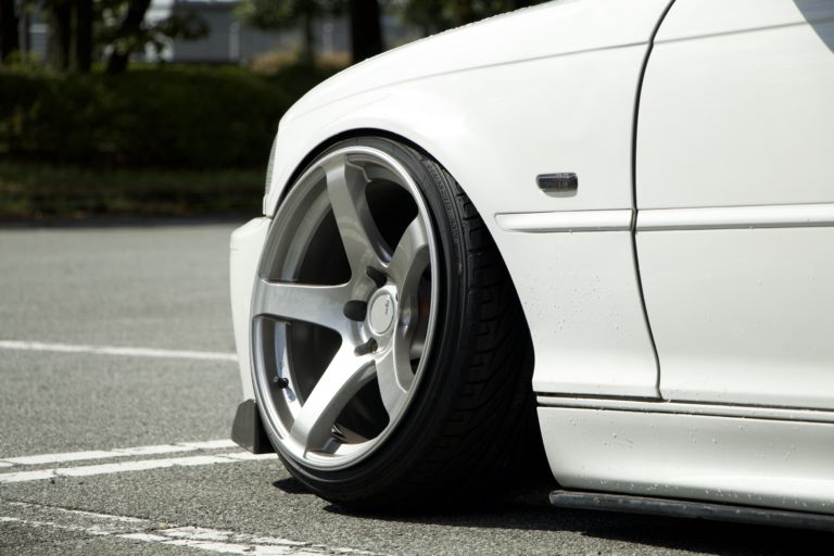 E46 ホイールサイズのマッチングについて解説 Freedom