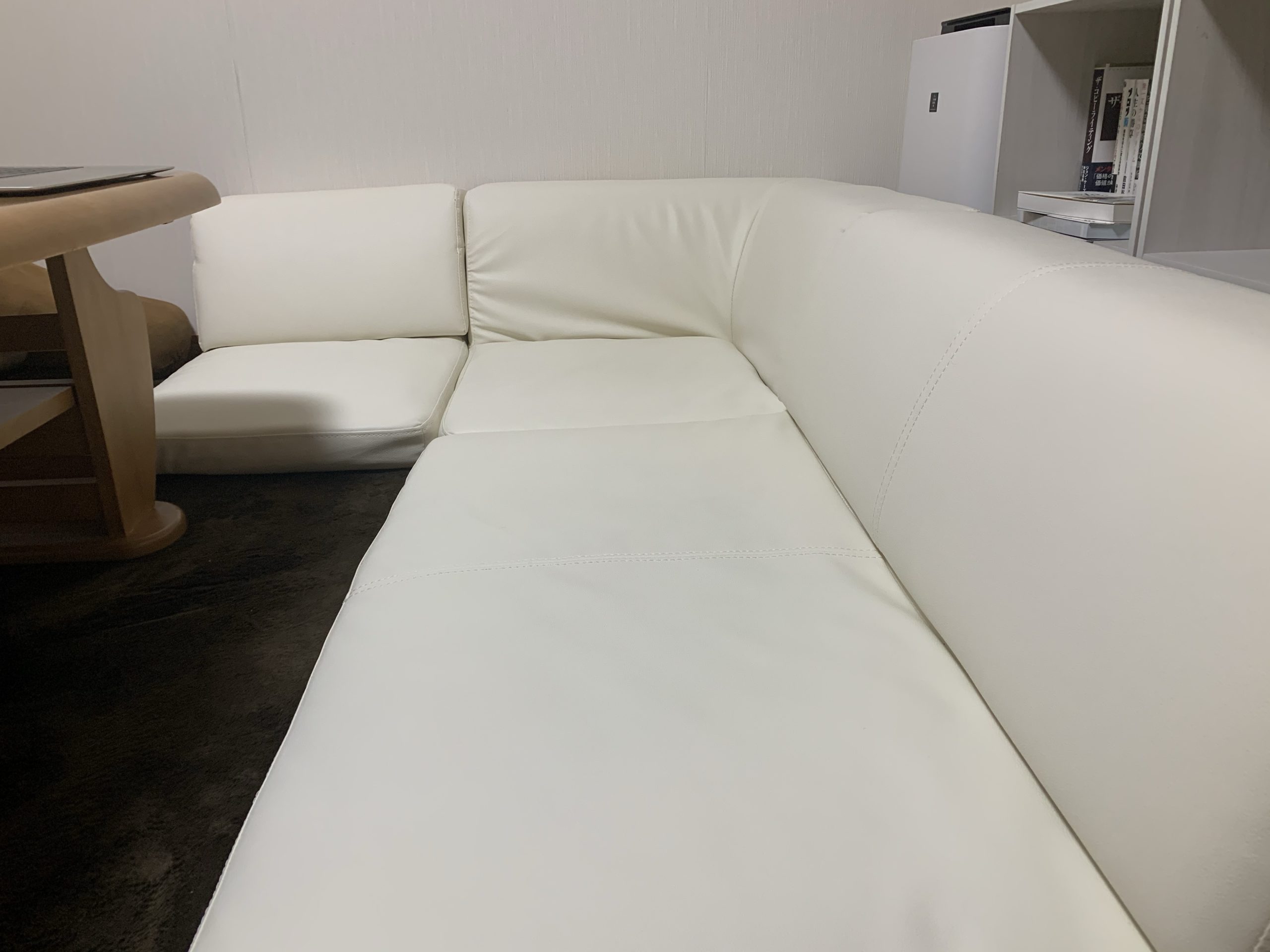 安くておしゃれなローソファーを購入したレビュー コスパ良い Freedom 安くておしゃれなローソファーを購入したレビュー コスパ良い Freedom