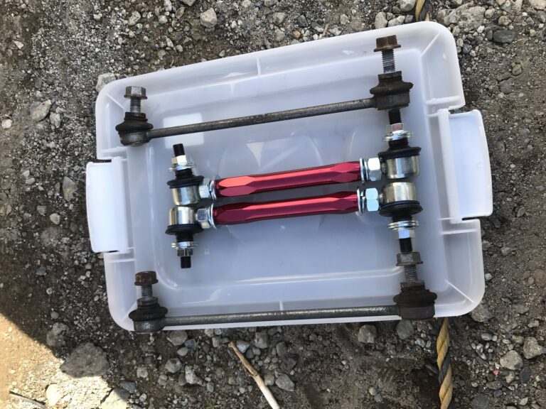 スタビリンク 短くするか長くするかは車種によって異なる件 Freedom