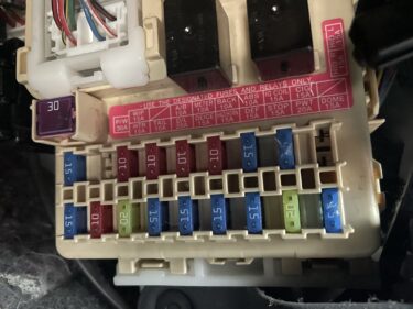 ヒューズから電源取る際 どこから取れば良い 狙い目と避けるべきヒューズ Freedom